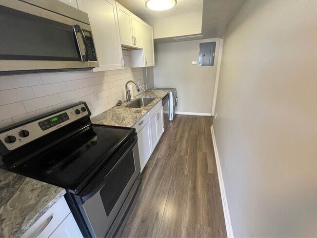 Photo - Step Right In, Effortless Living in Highland Park for $1,050 a month.