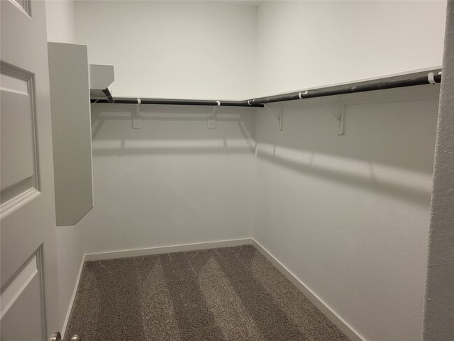 Photo - 5611 Madden Ln