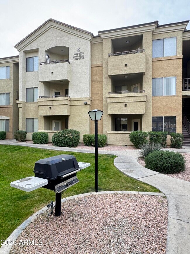 18416 N Cave Creek Rd Unidad 2027