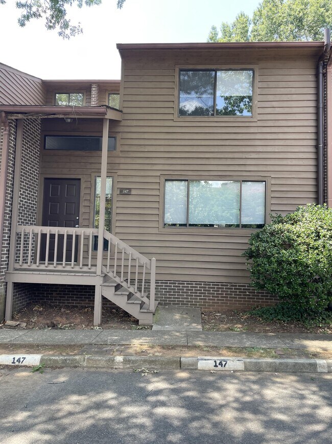 Building Photo - 147 Harvest Dr Rental
