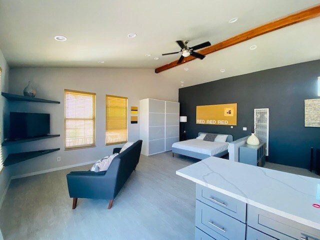 Photo - 4784 Mount Almagosa Dr Unidad large studio loft