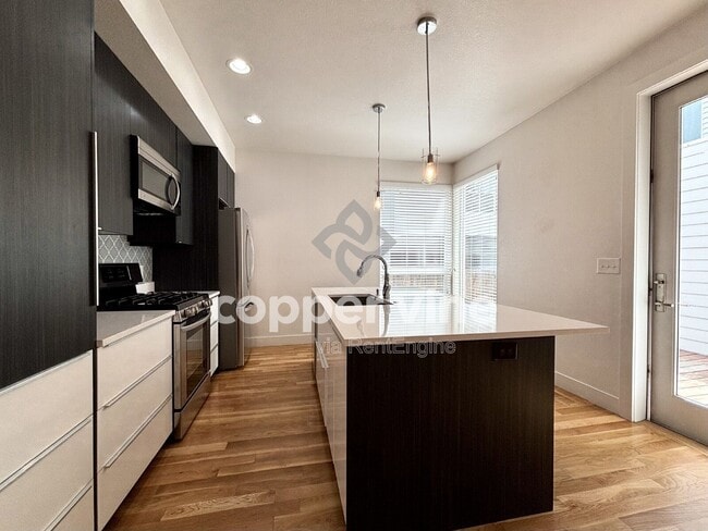 Photo - 4966 Lowell Blvd