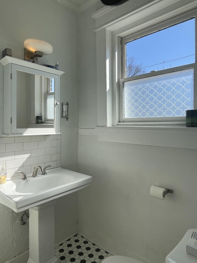 Photo - 2120 Belmont Blvd