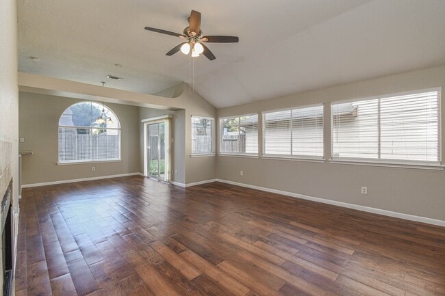 Photo - 7755 Springville Dr