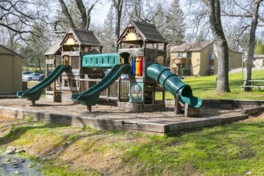 Woodridge East Apartments - Woodridge East Apartments