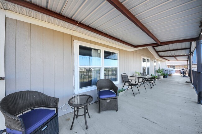 Photo - 1450 Rd 5734