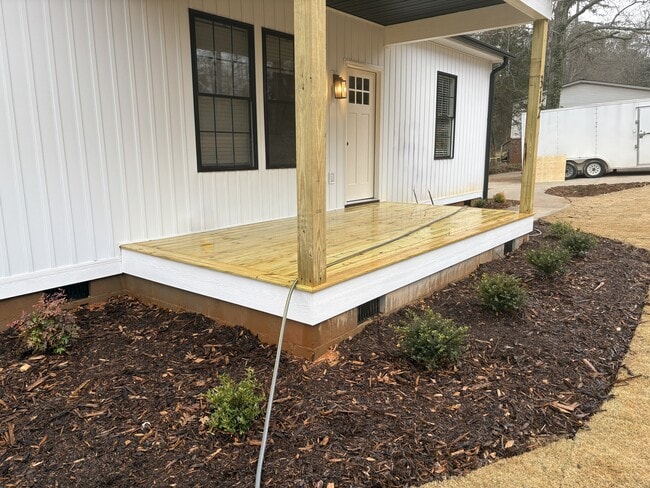 Frente - 312 Lafrance Rd