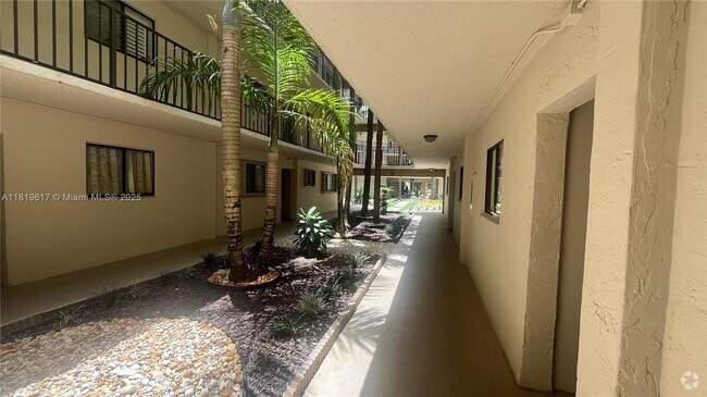 Building Photo - 9630 SW 138th Ave Rental