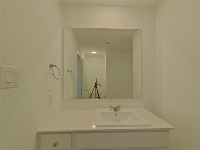 Photo - 1632 Baugh St