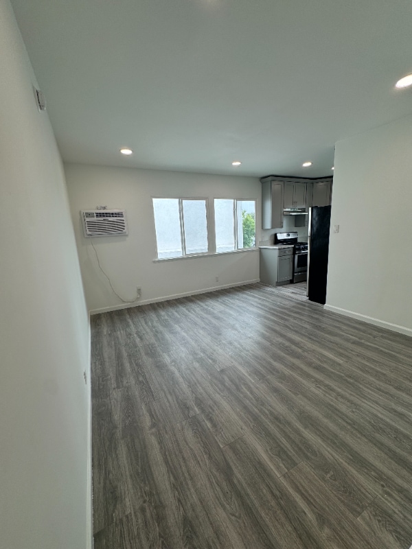 Photo - 1553 Ridgeley Dr Unit 1553