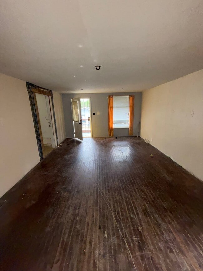 Photo - 3024 Glenwood Ave