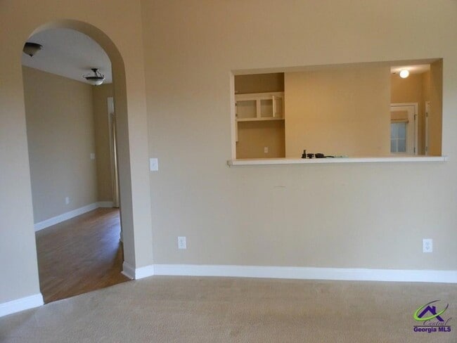 Photo - 218 Carrington Ln