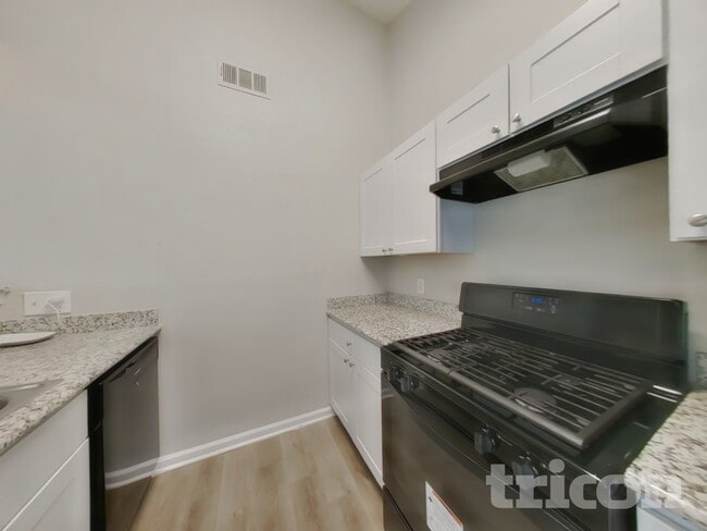 Photo - 10919 Almond Grove