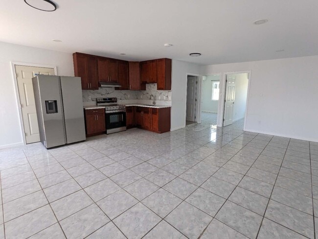 Photo - 99-741 Hulumanu St