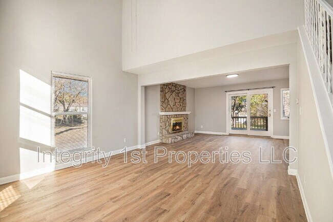 Photo - 3500 NE 72nd Terrace