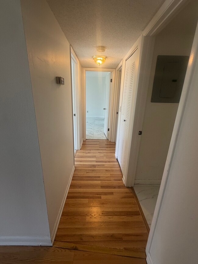 Building Photo - 1716 Pine Ridge Rd Unit 1716 PINE RIDGE RD