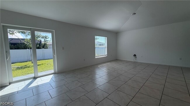 2901 NW 18th Pl