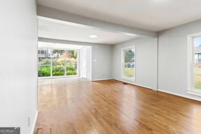 Photo - 2312 Wayside Dr