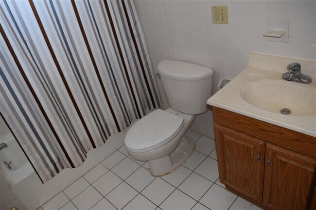 Photo - 15 Concord Ave Unit 3