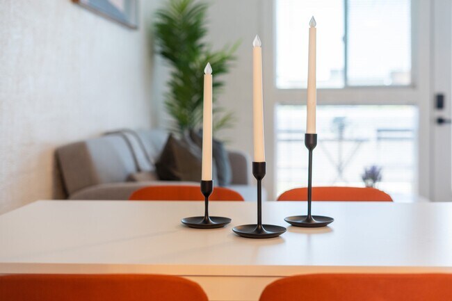 Photo - Venture on 16th