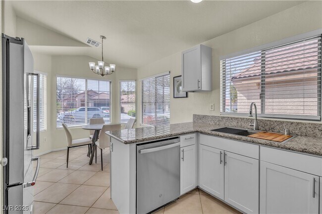 Photo - 11076 Zampino St