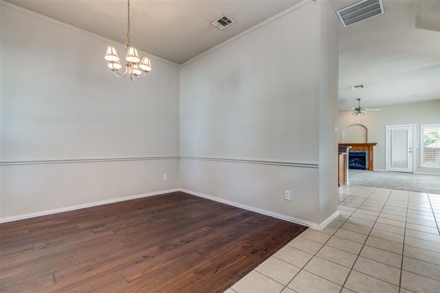 Photo - 9832 Old Field Dr