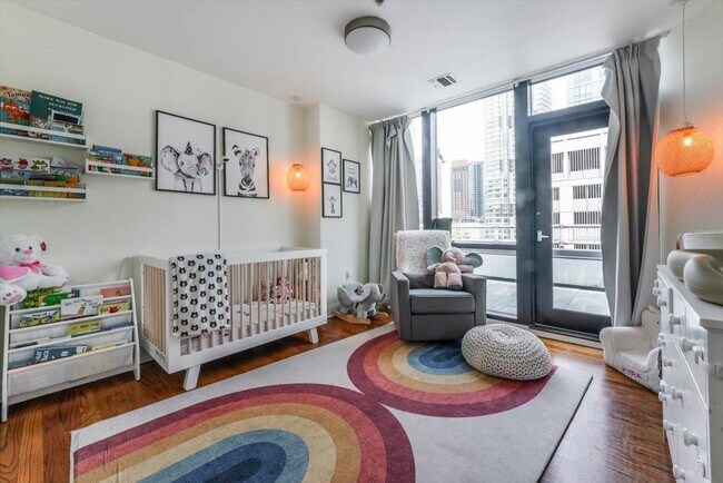 Photo - 99 Montgomery St Unidad PH-3