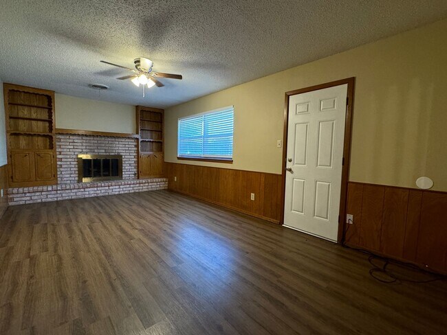 Photo - 1821 NW Crosby Park Blvd