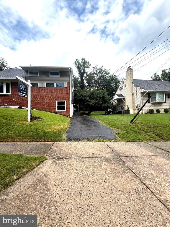 816 Crothers Ln