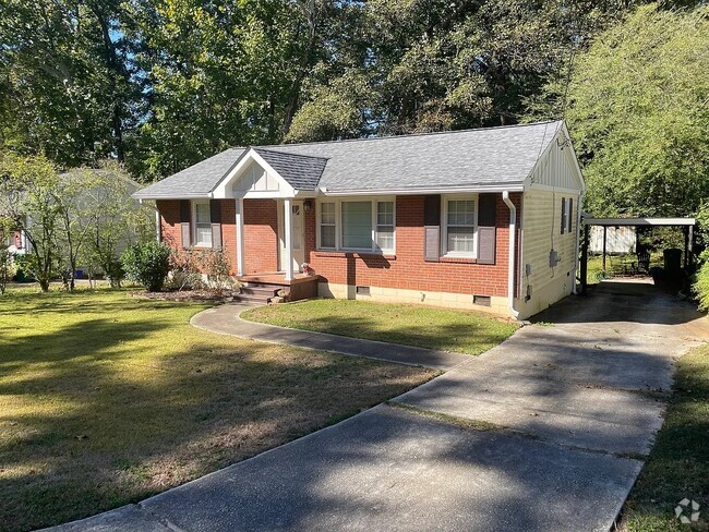 Building Photo - 2780 Sanford Rd SE Rental