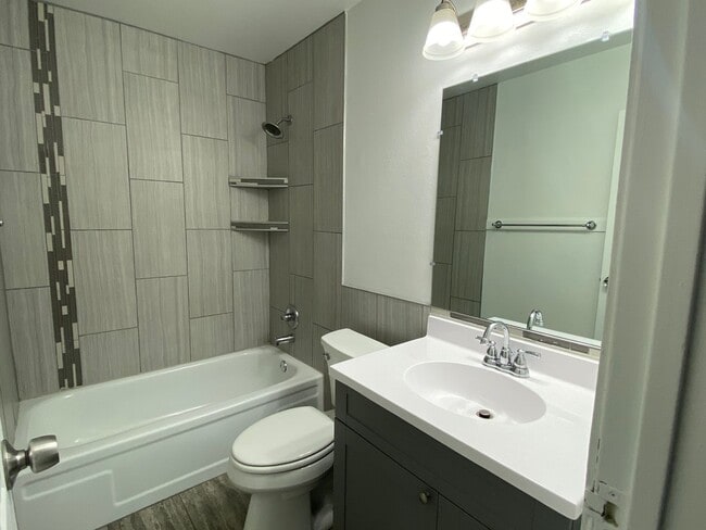 Photo - 513 W 5th St Unit 515 West 5th Street