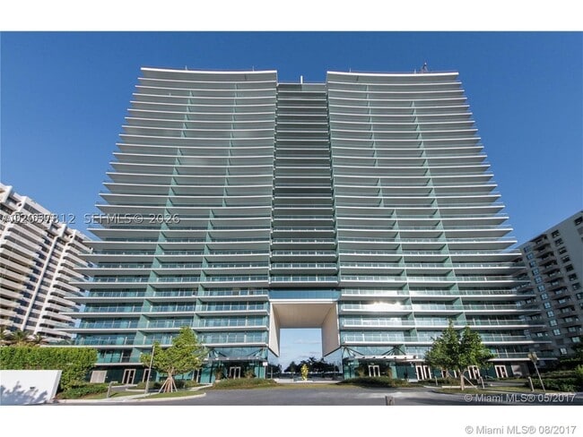 Building Photo - 10201 Collins Ave Unit 1005