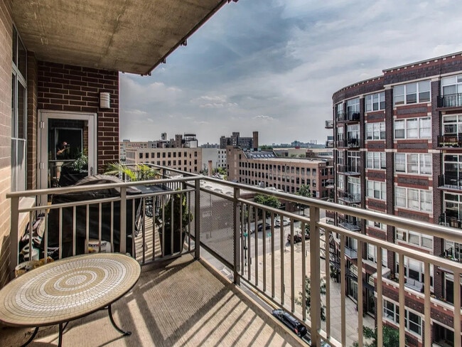 Photo - 111 S Morgan St Unidad 710