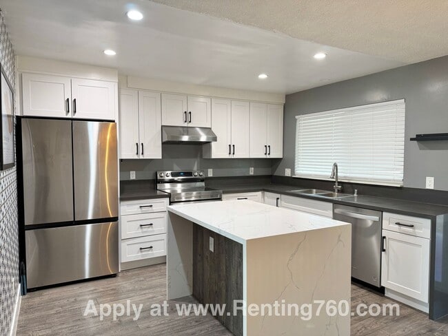 Modern & Updated Home With Solar! - Modern & Updated Home With Solar!