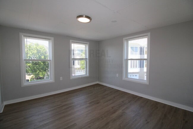 61 Third St Unit 201