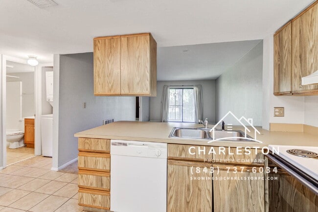 Photo - 2955 Dove Haven Ct Unit G