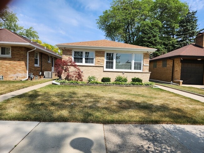 Photo - 7453 Karlov Ave Condo