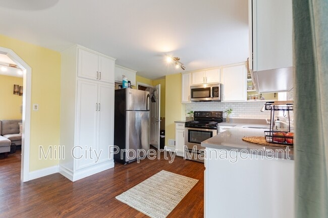 Photo - 85-87 Merrow St
