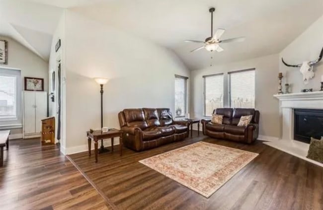 Photo - 1312 Caprock Dr