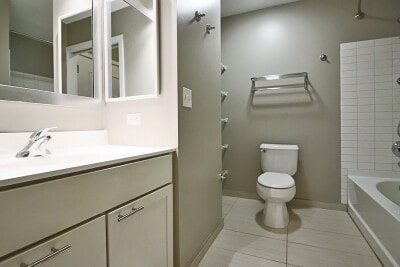 Photo - 194 W Randolph St