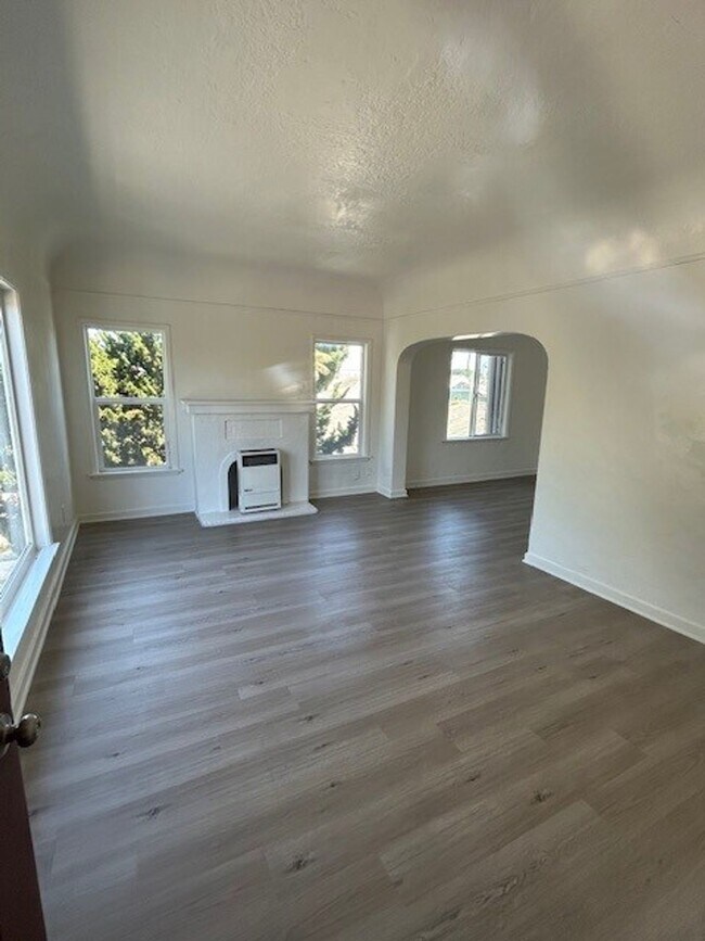 Photo - 540 E. 14th St. #22, Long Beach, CA 90813