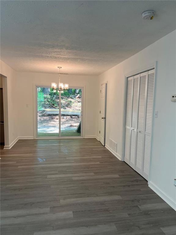 Photo - 2082 Lenoa Ln