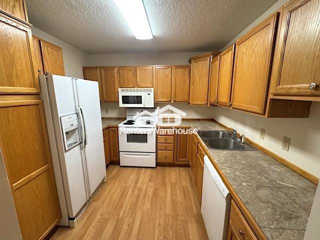 Photo - 22 E 13th St