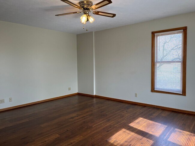 Photo - Country living at a great Price.