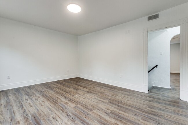 Photo - 2641 S 18th St Unit Apt 2