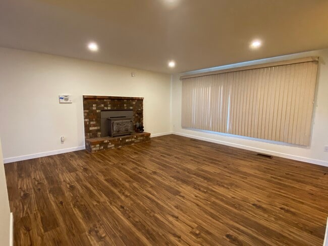 Photo - 2601 106th Pl SE