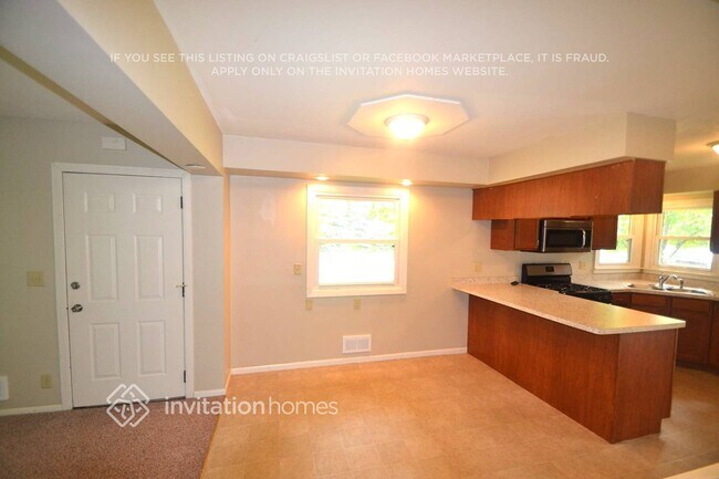 Photo - 6536 Arthur St NE