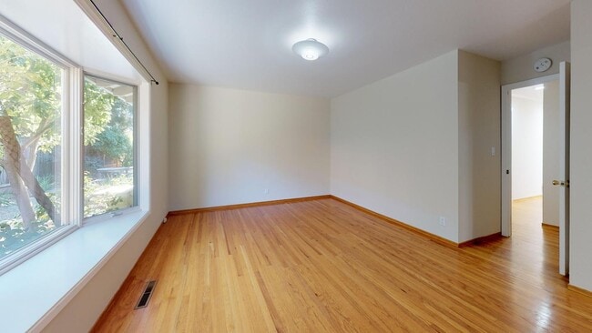 Photo - 663 Newell Rd Casa