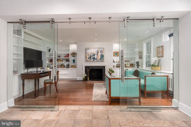 Photo - 2306 California St NW