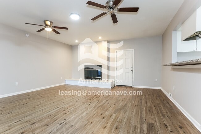 Photo - 2515 Montreal Dr